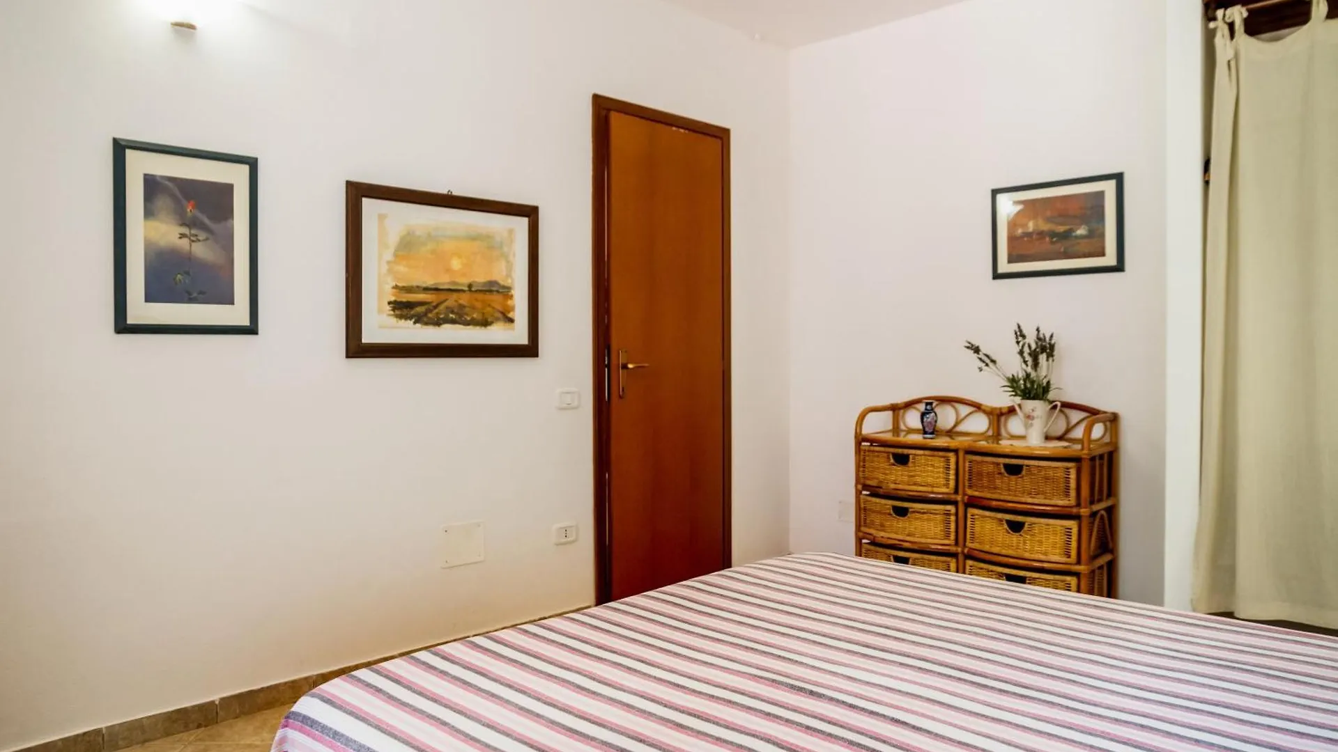 Agriturismo Giardini Di Varrone Bagno Roselle 0*,  Włochy