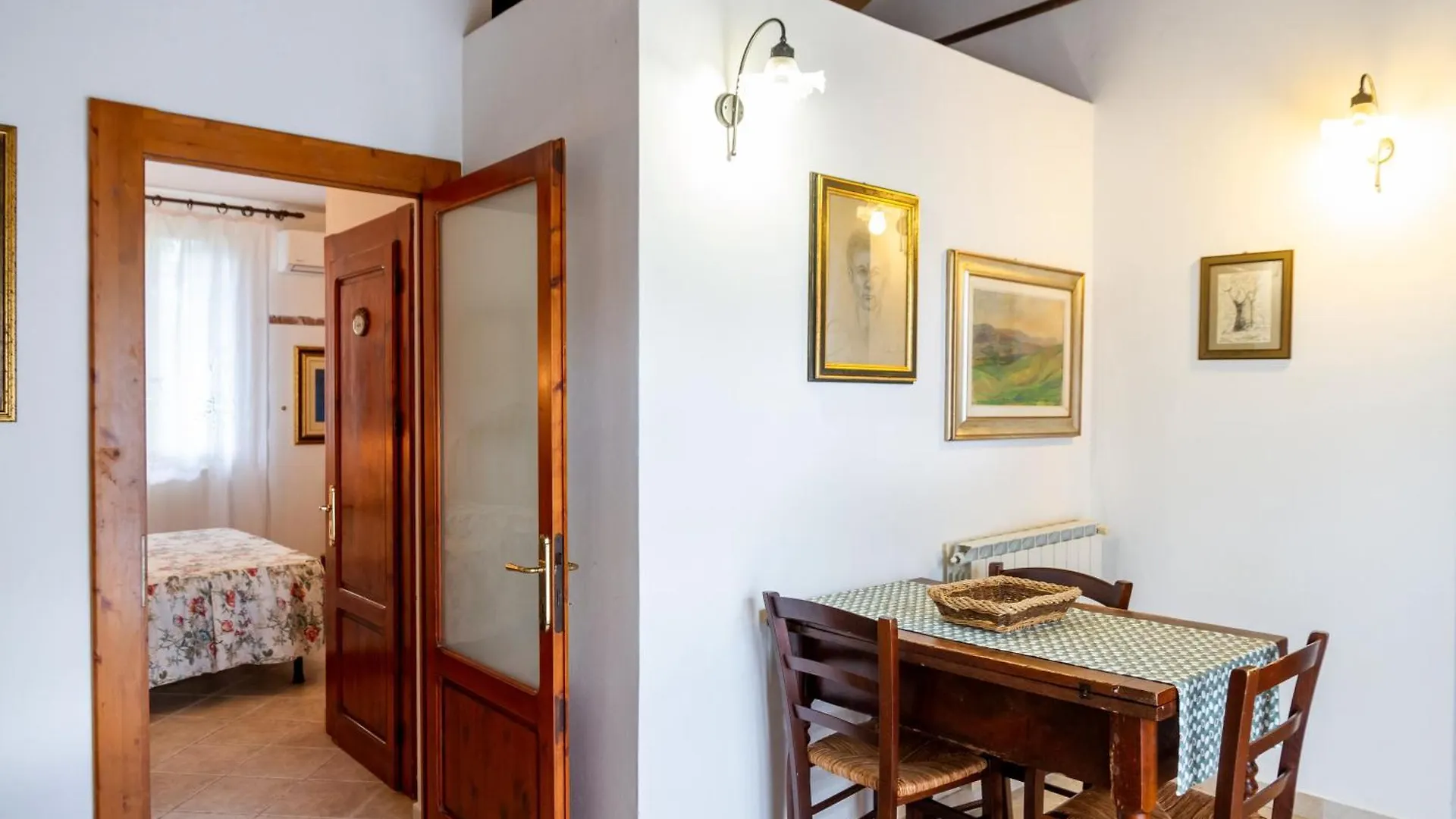 Gospodarstwo agroturystyczne Agriturismo Giardini Di Varrone Bagno Roselle